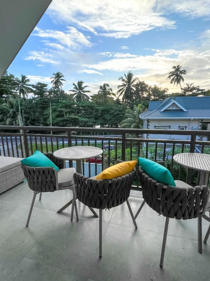 Nautilus Apartments Anse Royale Ngoại thất bức ảnh